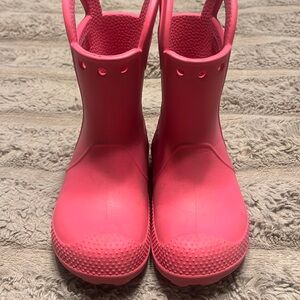 Crocs pull on rain boots pink size 9c